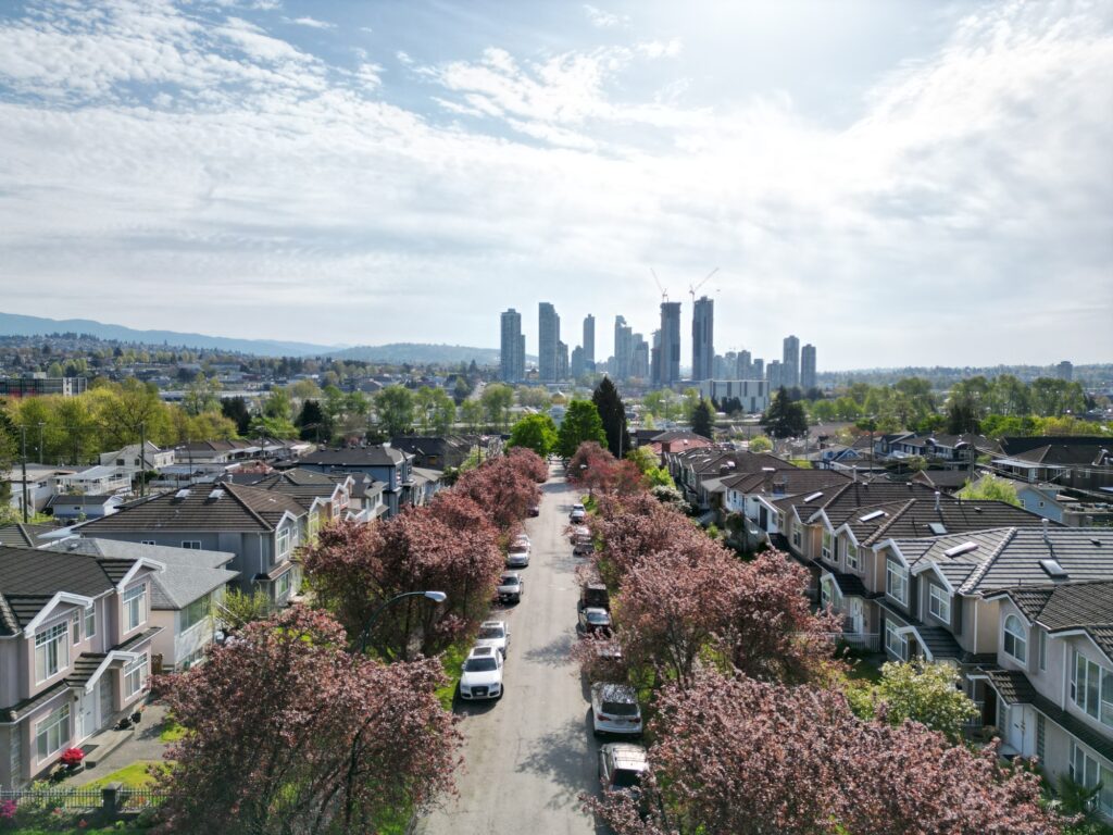 a view of a neighborhood that is seen through the lens